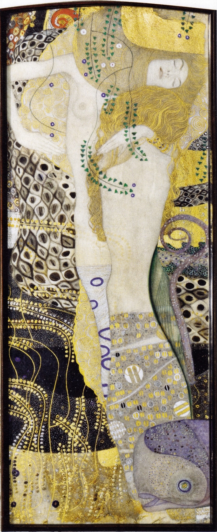 Click numbered symbols to learn about their meaning Girlfriends (Water Serpents I) by Gustav Klimt (1904; last revisions by 1907) featuring Closed eyes, Interlaced arms/embrace, Streaming golden hair as a veil, Eye-shaped ovals/scales