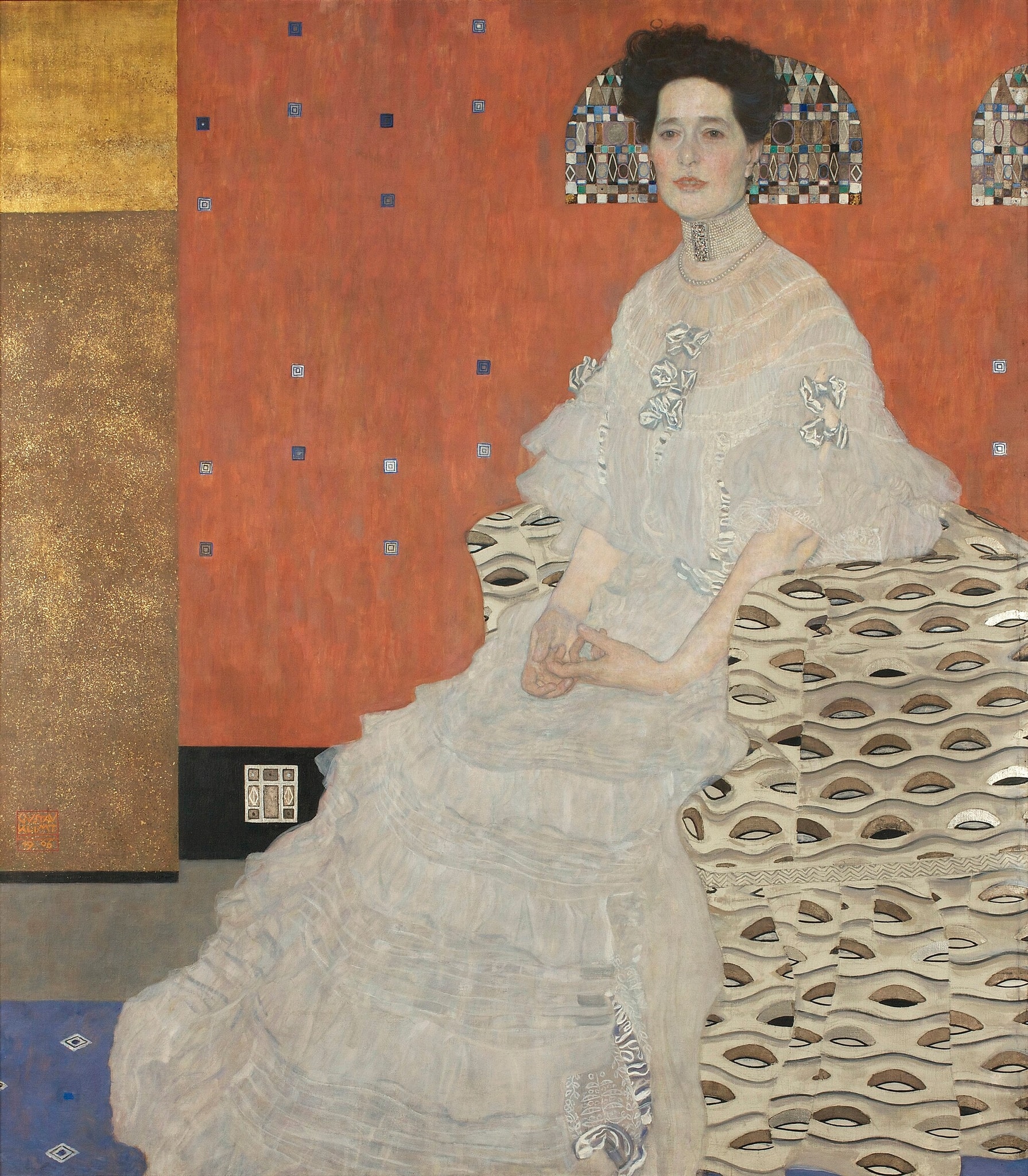 Click numbered symbols to learn about their meaning Fritza Riedler by Gustav Klimt (1906) featuring Almond-shaped eyes on the chair, Gold panel, Arched mosaic windows / halo effect, Blue squares grid
